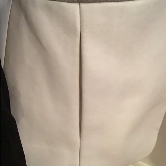 Halston Heritage Colour Blocked Blazer - Picture 4 of 9